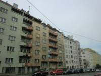 Byt a podíl nebytového prostoru s příslušenstvím v bytovém domě v k.ú. Žižkov, Praha